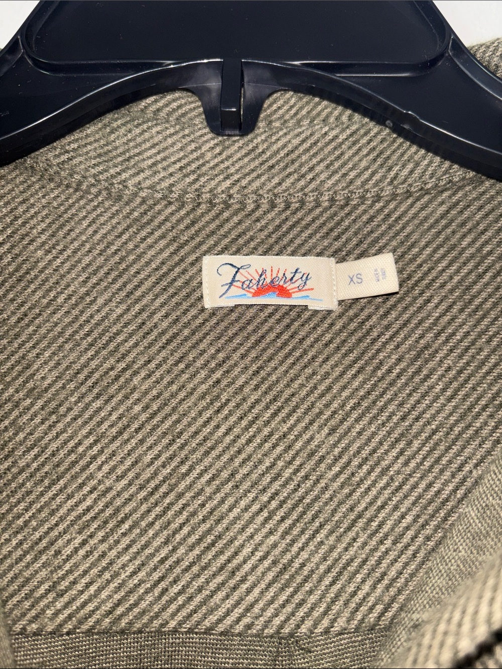 Faherty Flannel Dress - Picture 4 of 7